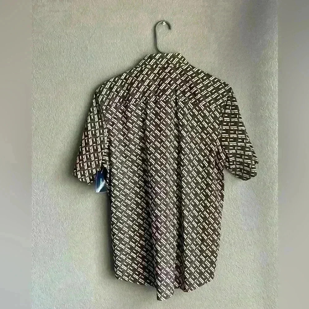 NWT Alfani Short Sleeve Men's Geometric-Print Shirt Size M - Picture 6 of 8